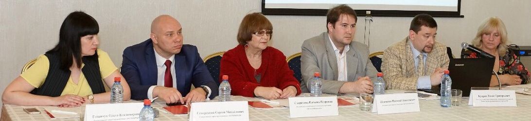 Круглый стол «Проблемы снабжения Крыма строительными материалами и пути решения»  V Юбилейная выставка строительных материалов и технологий «СтройЭкспоКрым», 15 апреля 2016 г. 